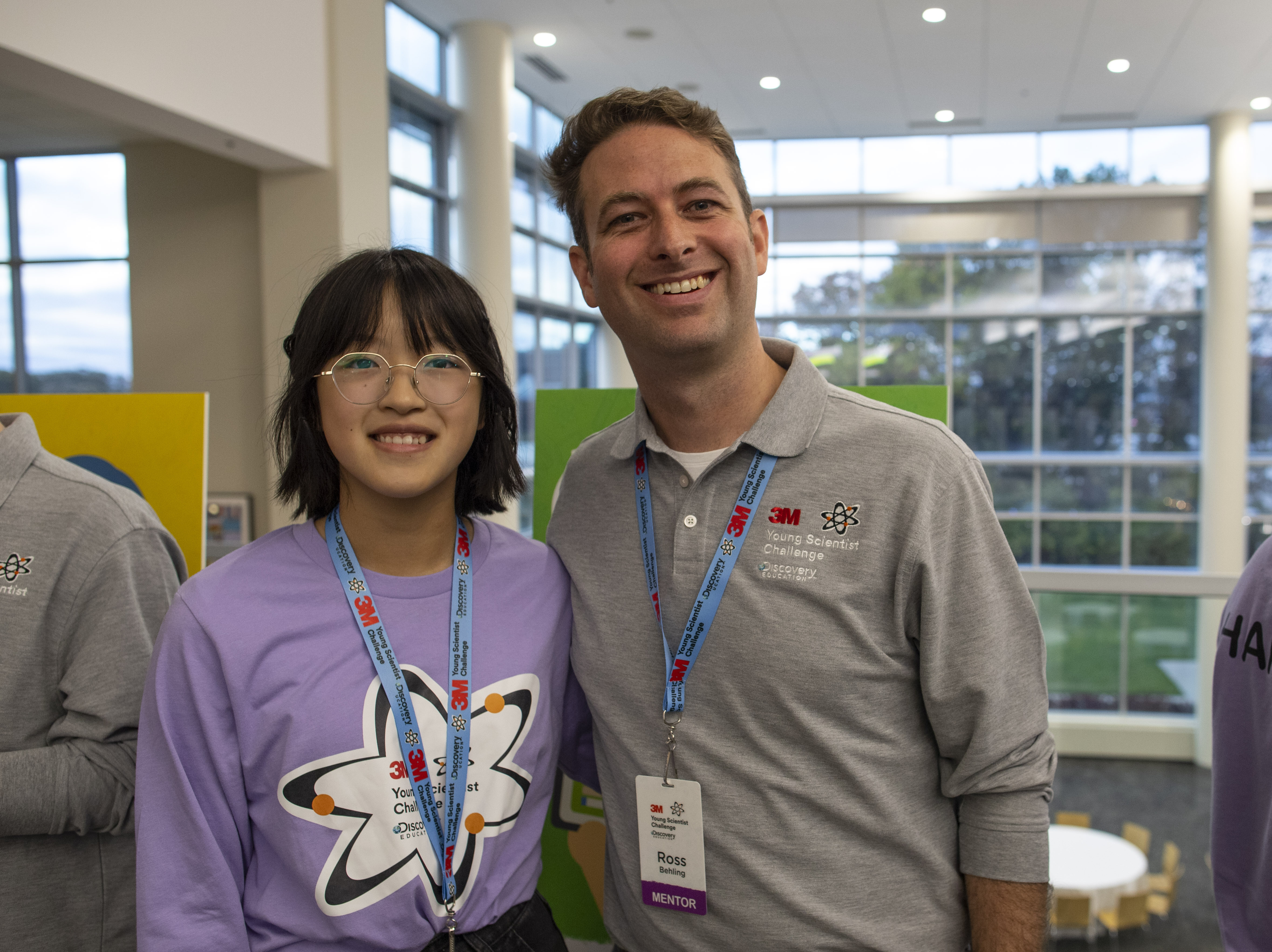 2022 Young Scientist Challenge winner, Leanne Fan, poses with 3M mentor, Ross Behling.